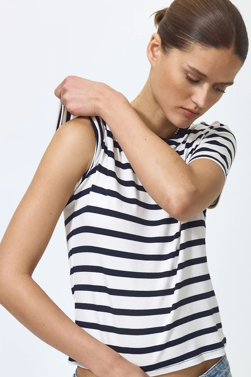 Button-Detail Viscose Top