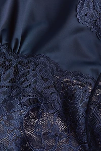 Maillot en microfibre et dentelle