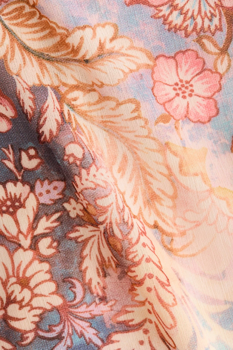 Robe à dos nu en mousseline