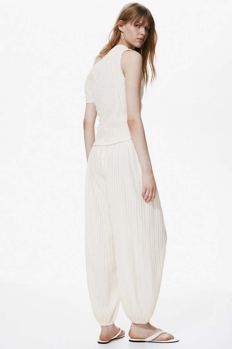 Textured Balloon-Leg Pants