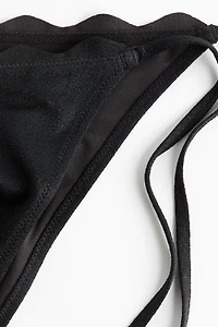 Culotte de bikini audacieuse Tanga à nouer