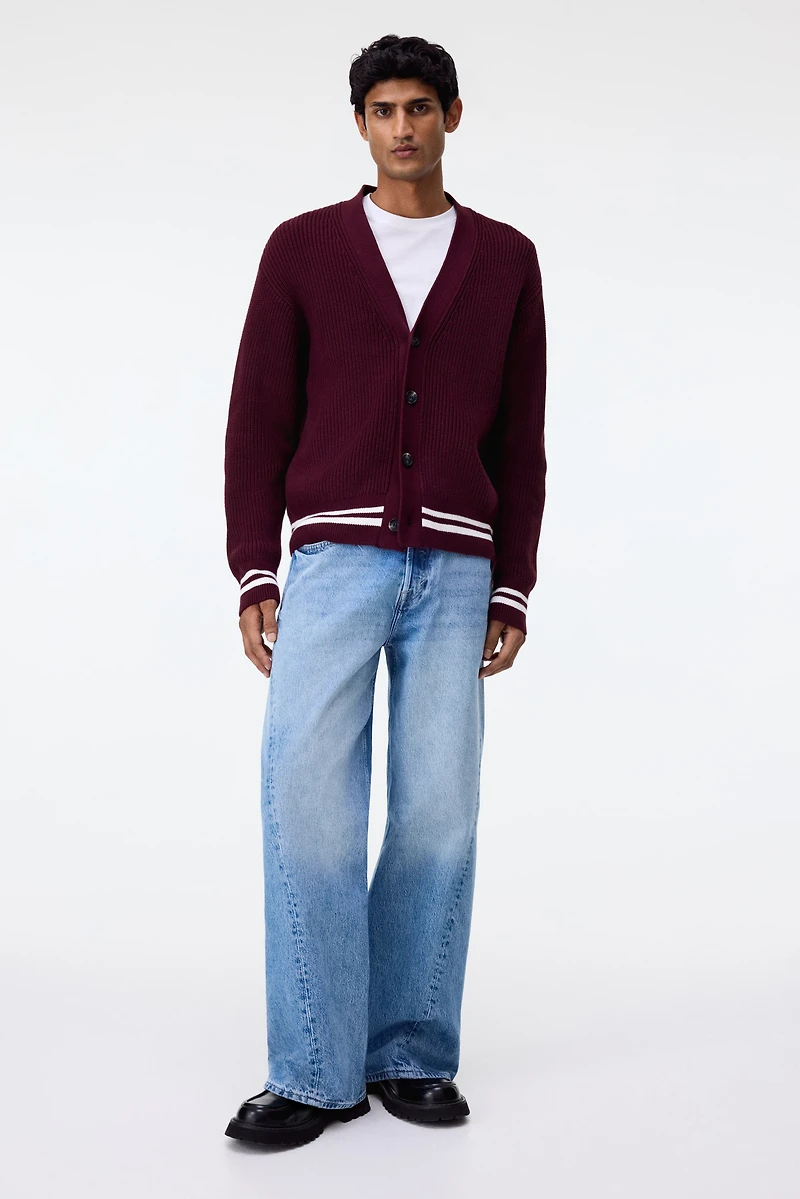 Loose-Fit Boxy Cardigan