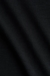 Warming Slim-Fit Long-Sleeved Top