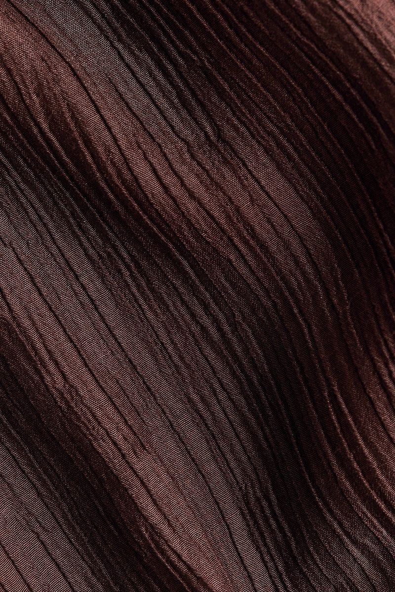 Pantalon froissé à volant