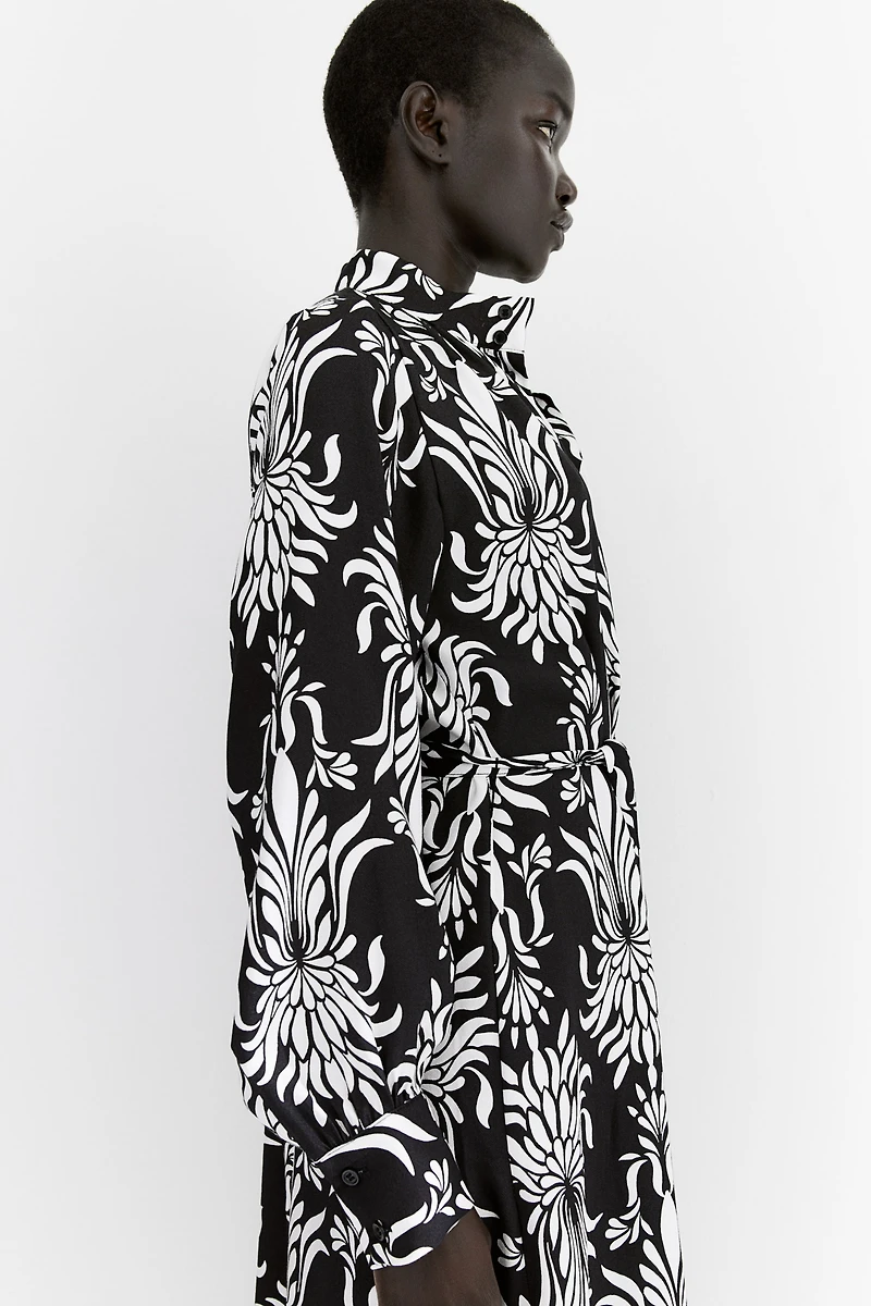 Robe midi avec col