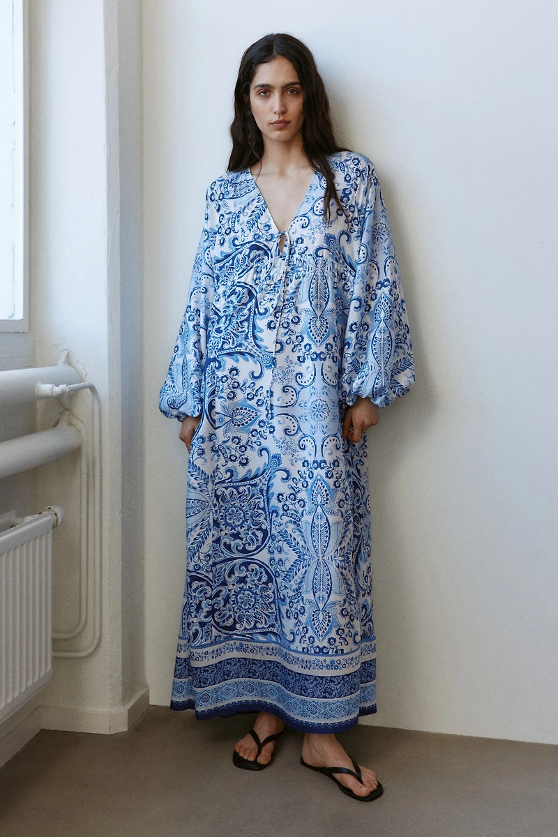 Balloon-Sleeved Tunic Dress