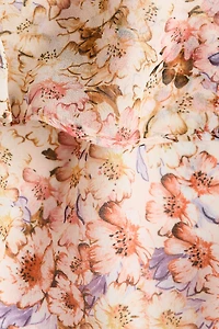 Robe asymétrique avec épaules dénudées