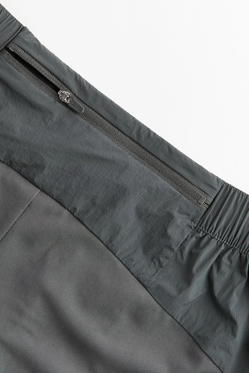 Running Pants with DryMove™