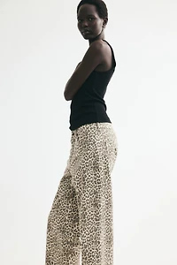 Wide-Leg Regular Waist Jeans