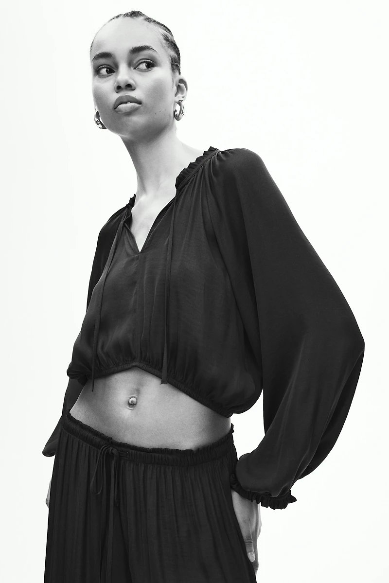 Balloon-Sleeved Blouse