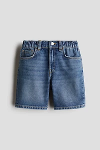 Loose Fit denim shorts