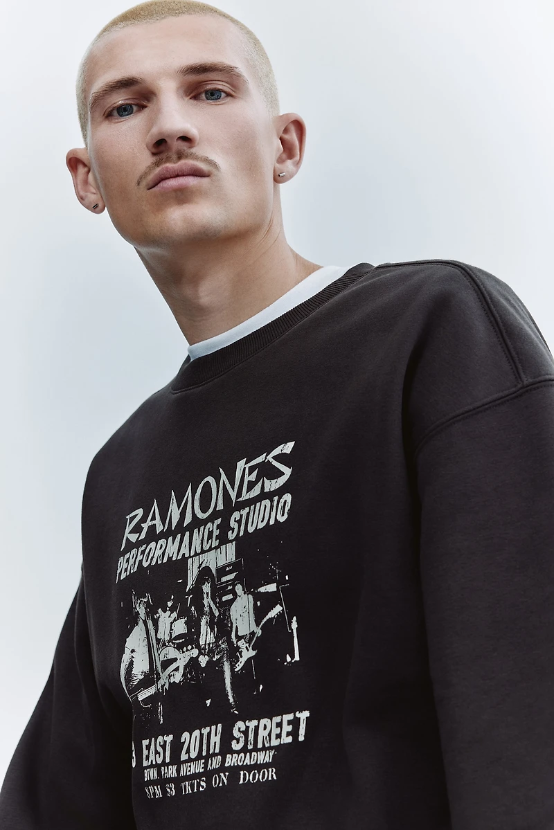 Loose Fit Sweatshirt