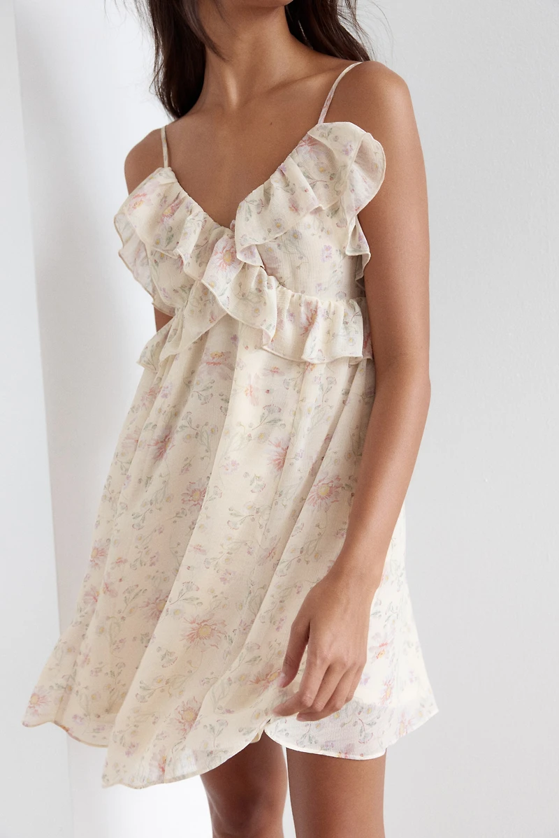 Robe à volant bretelles fines