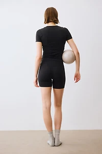 Seamless Slim-Fit Sports Top with SoftMove™