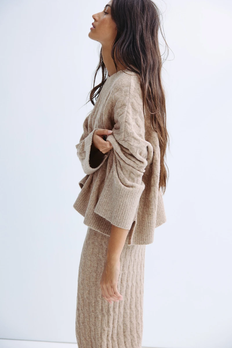 Chandail en tricot torsadé