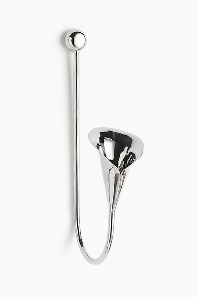 Flower-Shaped Candle Sconce