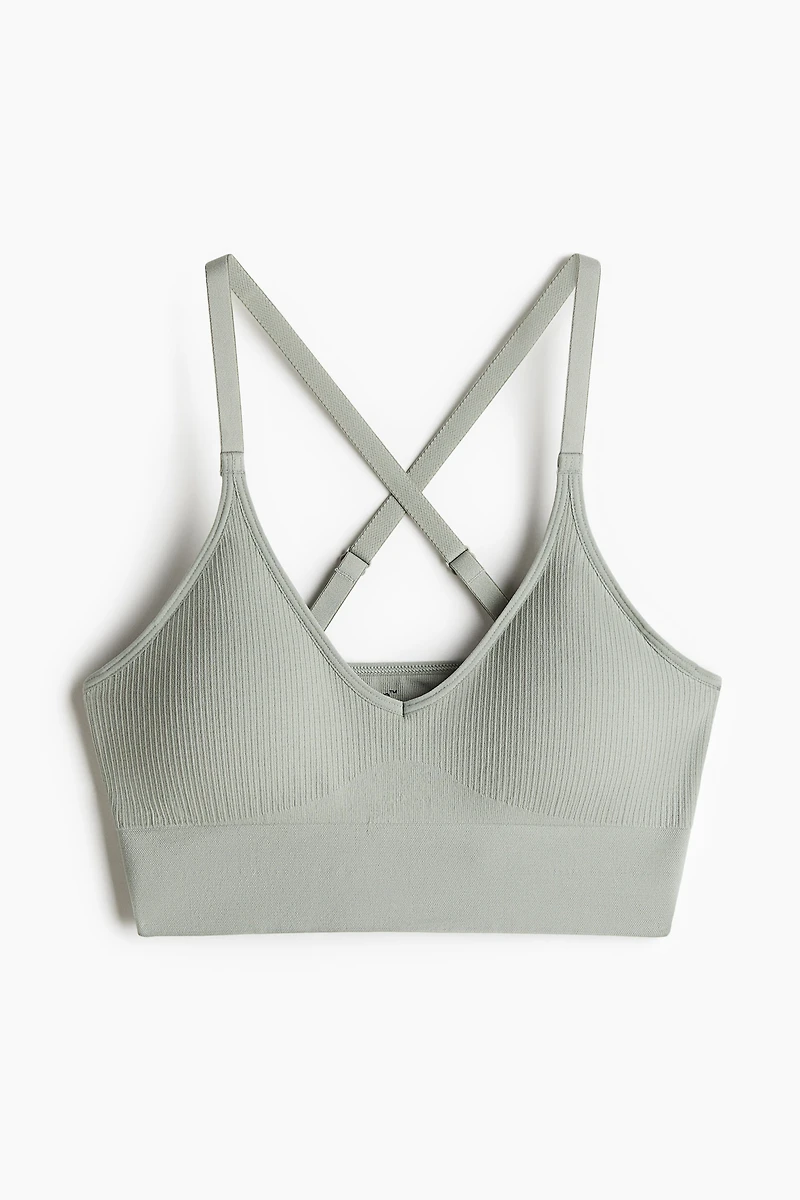 Seamless Medium-Support Sports Bra with DryMove™