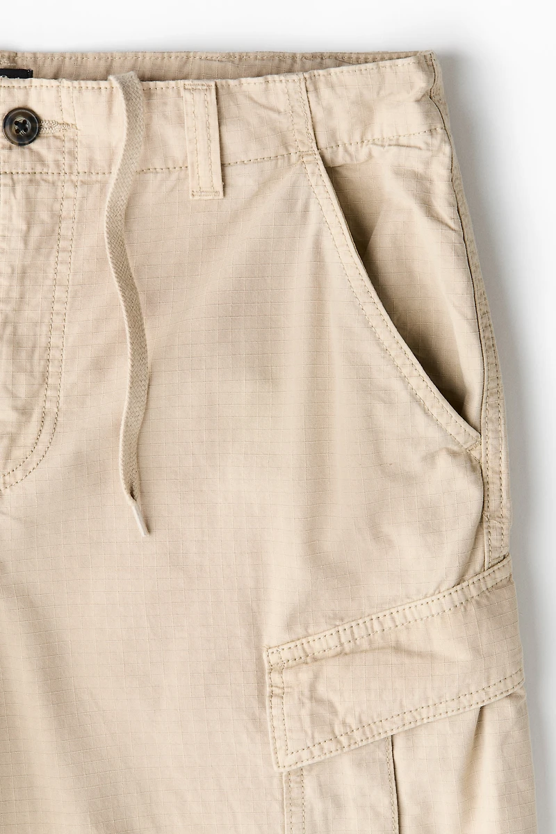 Loose-Fit Cotton Cargo Shorts