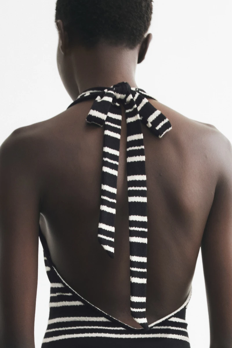 Robe dos nu en tricot
