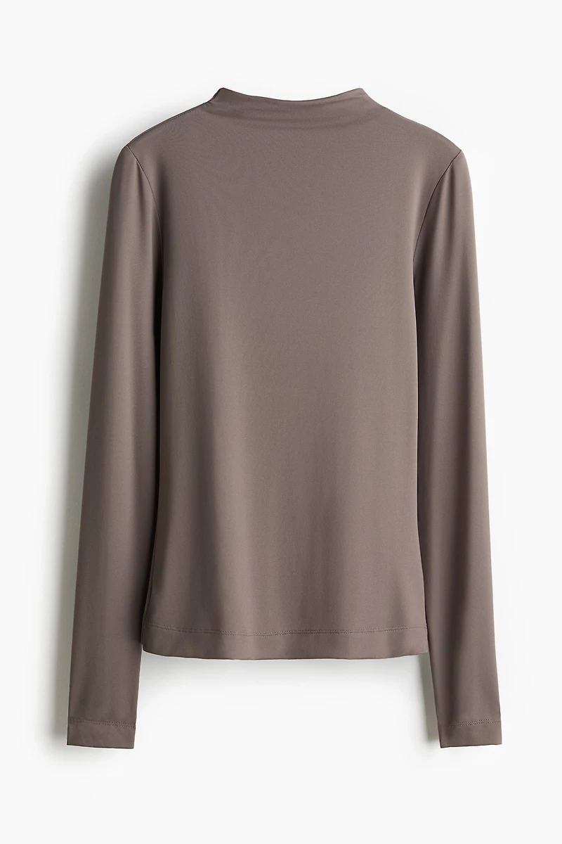 Haut à col cheminée en microfibre