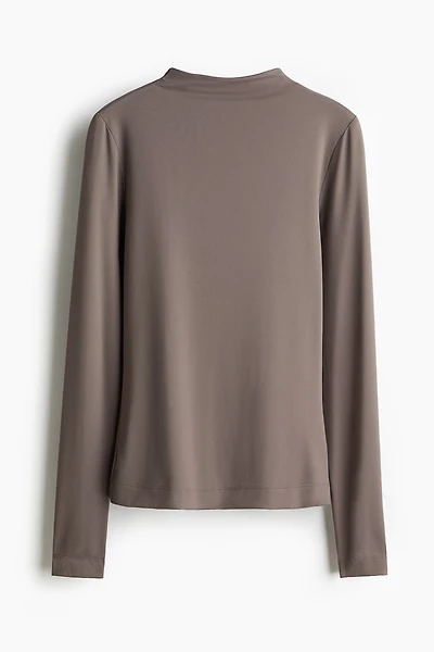 Haut à col cheminée en microfibre