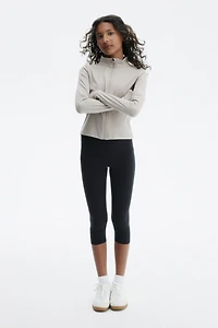 Capri Sports Leggings with SoftMove™
