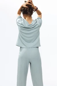 Straight Crinkled Pants