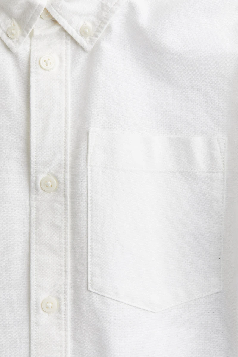 Chemise en coton avec col à pointes boutonnées