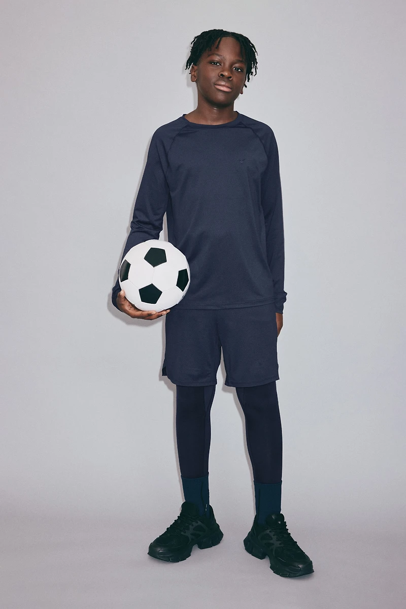 Sports Top with DryMove™