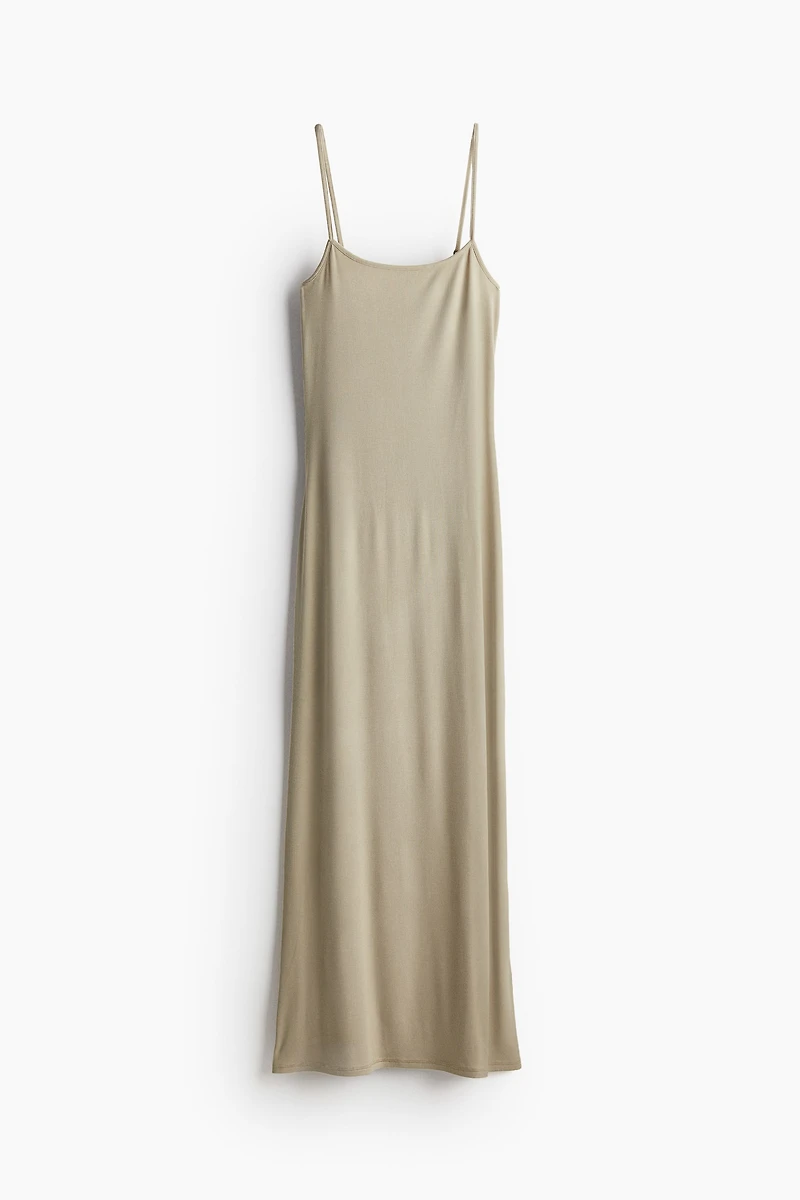 Robe maxi côtelée