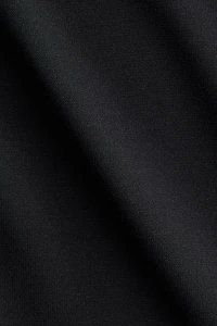 Haut péplum à dos dénudé