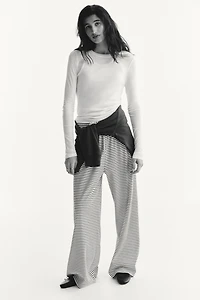 Pantalon côtelé avec cordon de serrage