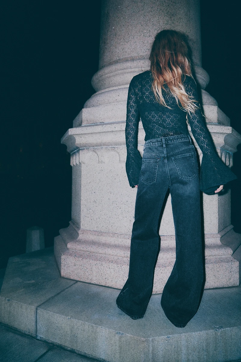 Wide-Leg Ultra High Jeans