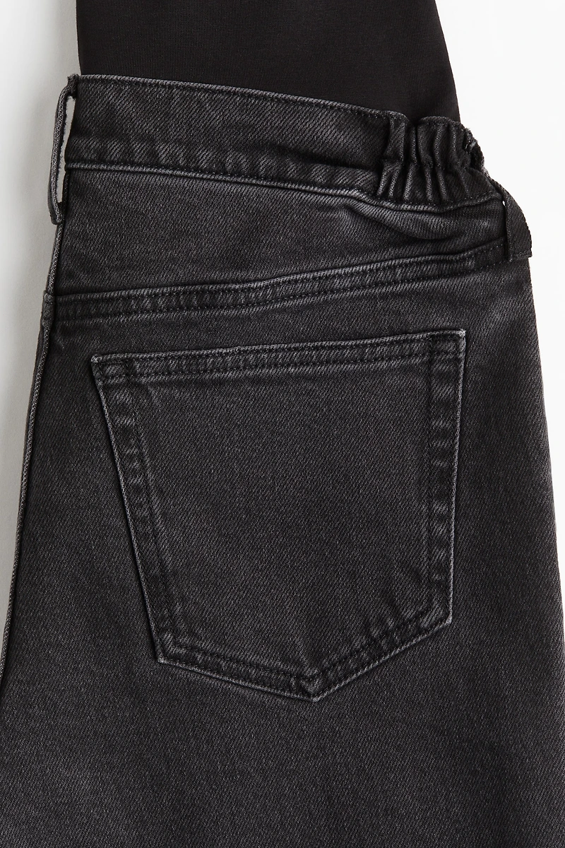 MAMA Straight Ankle Jeans