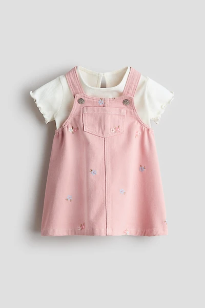 Ensemble 2 pièces robe salopette et haut