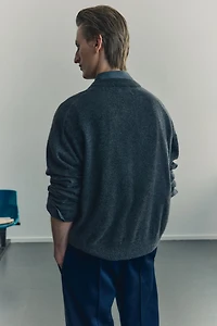 Loose-Fit Cashmere Sweater