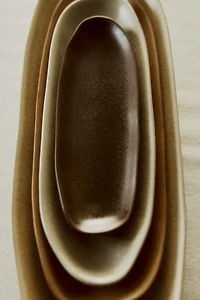 4-Piece Stoneware Serving Plate Set