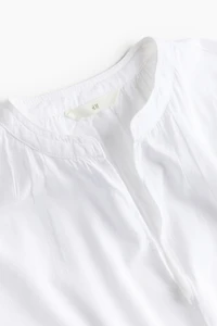Cap-sleeved Blouse