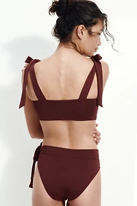 Bas de maillot taille haute avec détail à nouer