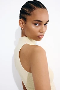 Rib-Knit Mock Turtleneck Top
