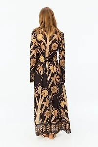Robe cafetan à nouer avec imprimé fleuri