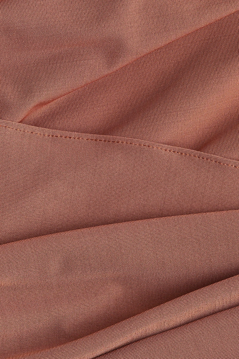 Haut asymétrique croisé