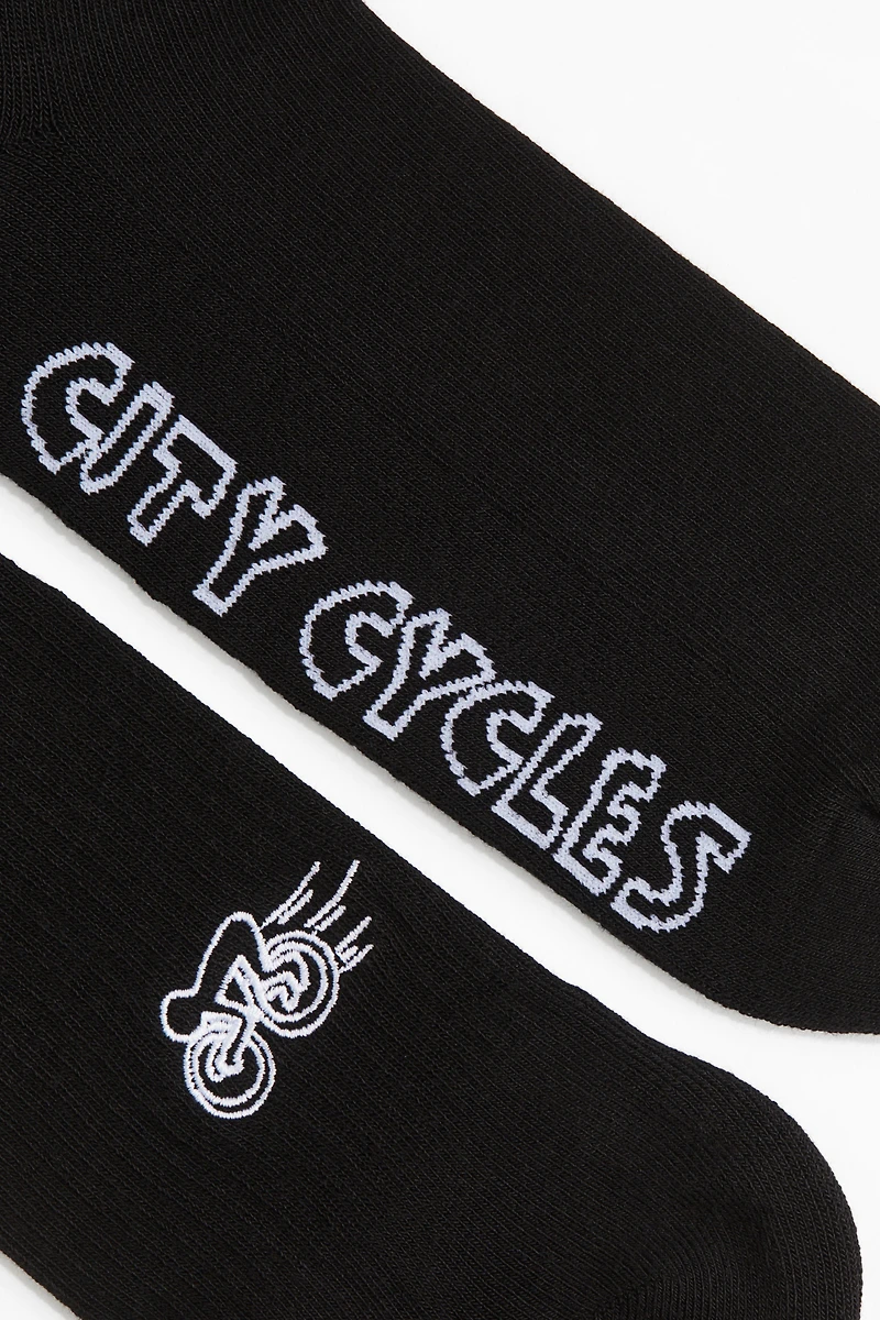 Motif-detail Socks