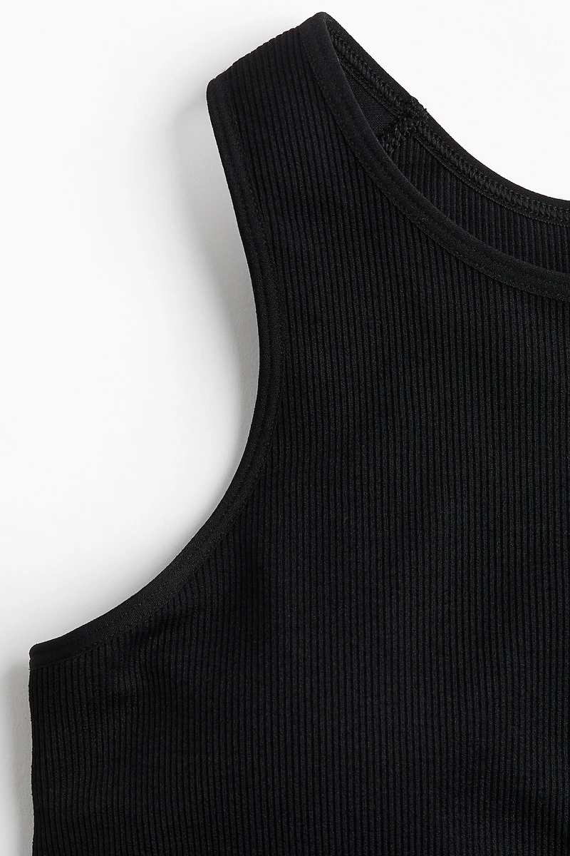 Medium-Support Sports Bra with DryMove™