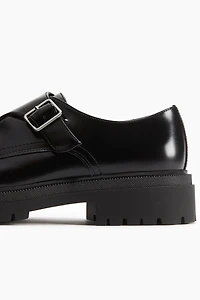 Chaussures à boucle avec semelle épaisse