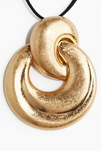 Pendant necklace