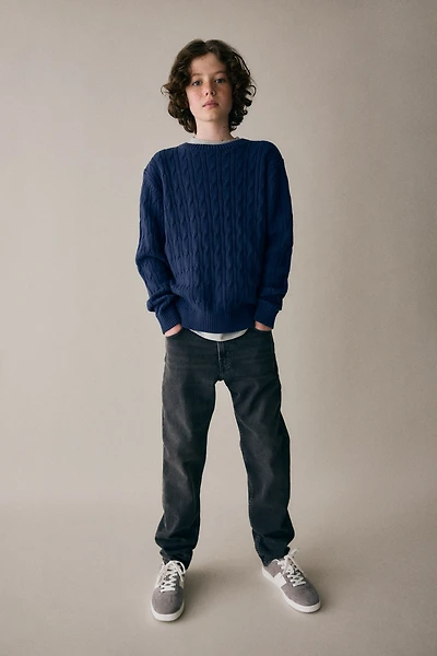 Relaxed Tapered Fit Jeans