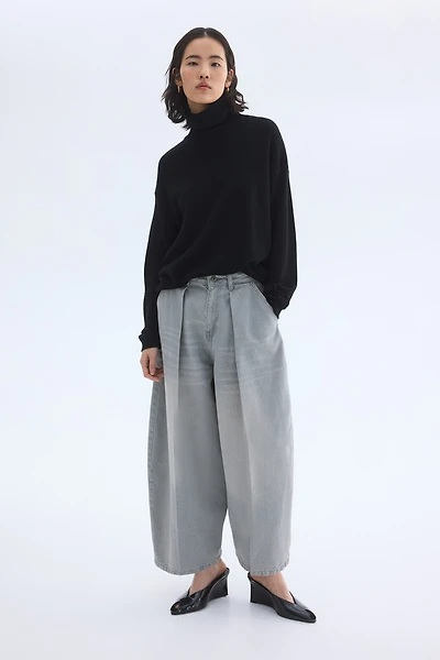 Barrel Leg Regular Waist Jeans