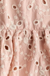 Robe en coton avec broderie anglaise