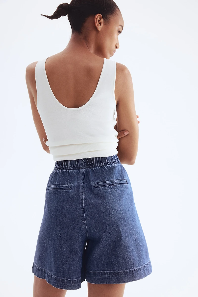 Short en denim avec taille élastique